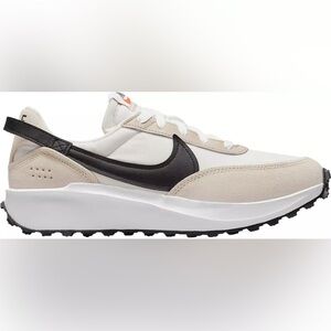 Nike Women’s Waffle Debut Sneakers- size 7.5